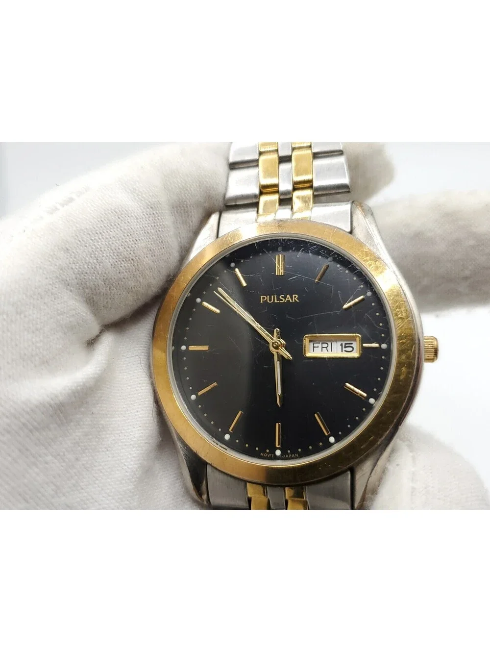Vintage Pulsar Quartz Mens Watch New Battery Two-Tone Black Day/Date Dial 37mm